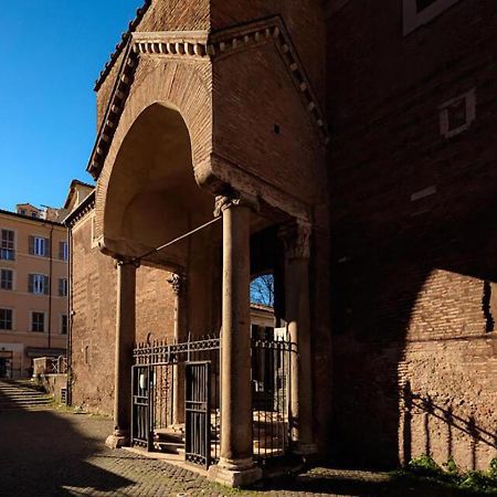 150 M Dal Colosseo - Appartamento Minerva Rom Eksteriør billede